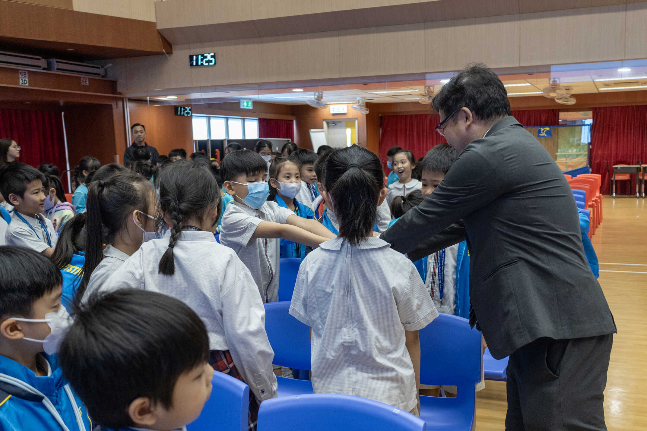S.K.H. St. John's Tsang Shiu Tim Primary School